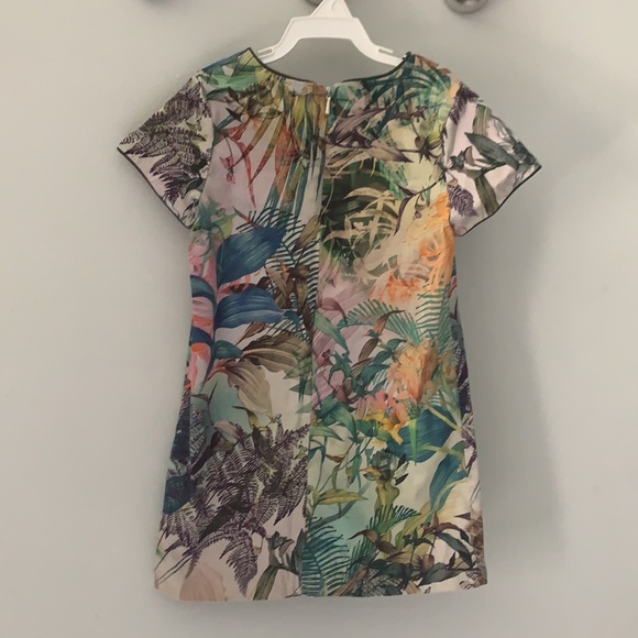 Girl 4T dress - Picture 2 of 3